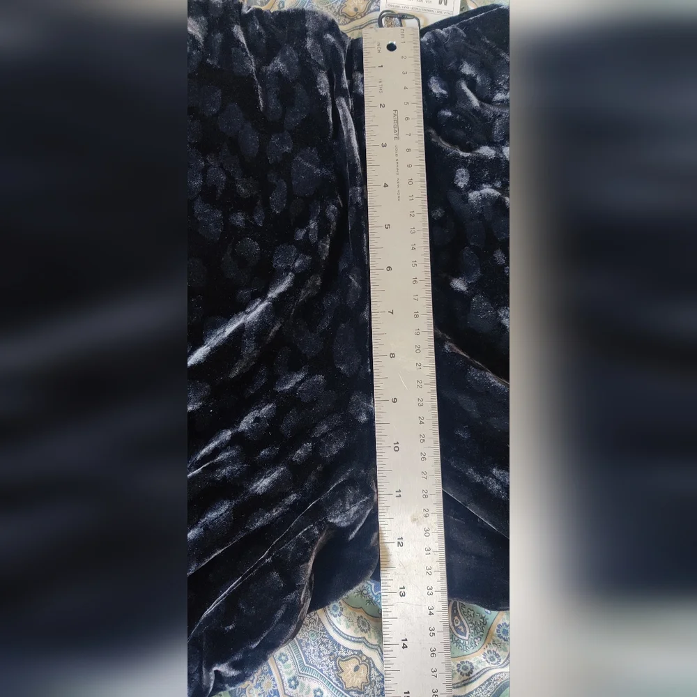 Zara Black Textured Velvet Pants - Picture 16 of 16